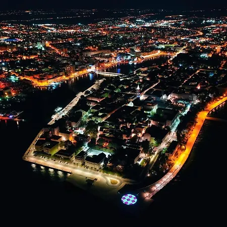 Appartement Iadertina Duplex With Garden Zadar