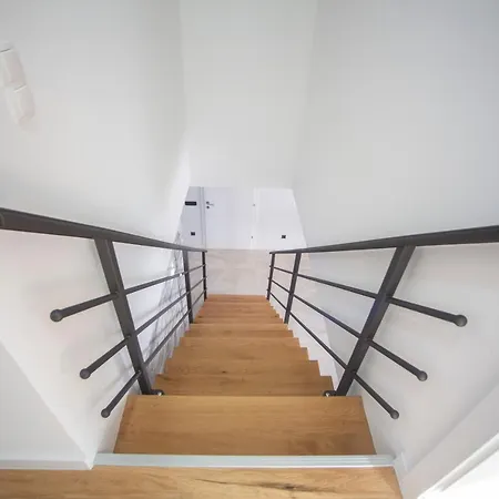 Iadertina Duplex With Garden Appartement Zadar