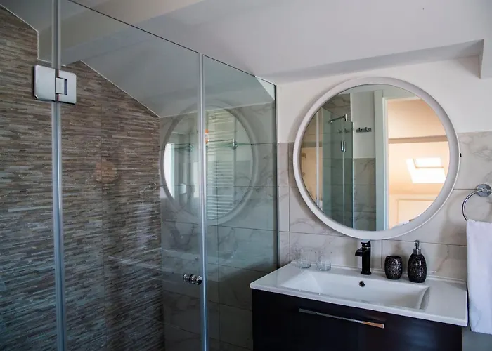 Iadertina Duplex With Garden Zadar