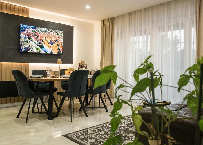 Iadertina Duplex With Garden Daire Zadar