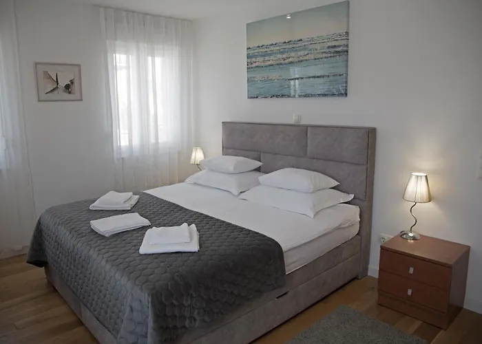 Daire Iadertina Duplex With Garden