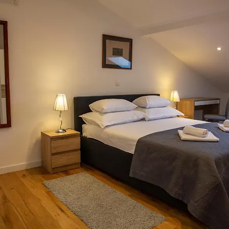 Iadertina Duplex With Garden 公寓 扎达尔