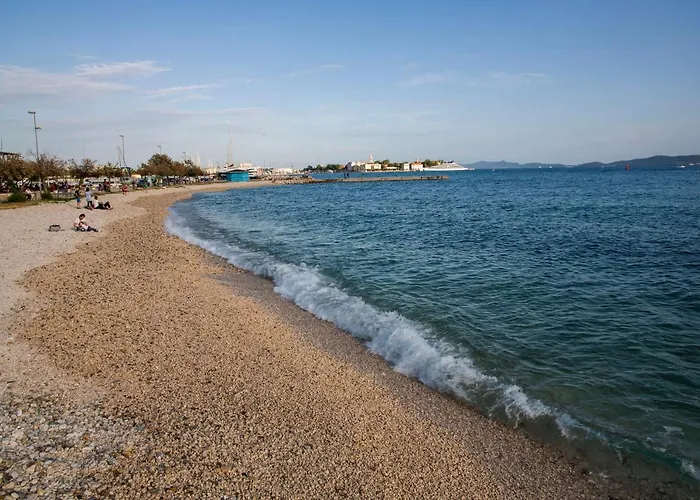 Appartamento Iadertina Duplex With Garden Zara