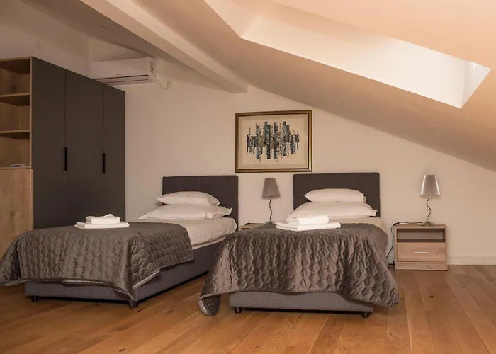 Iadertina Duplex With Garden Apartment Zadar